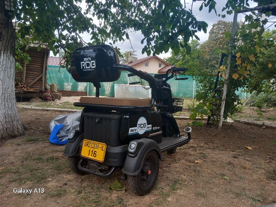 Rdb mini Triciclu electric 3 locuri