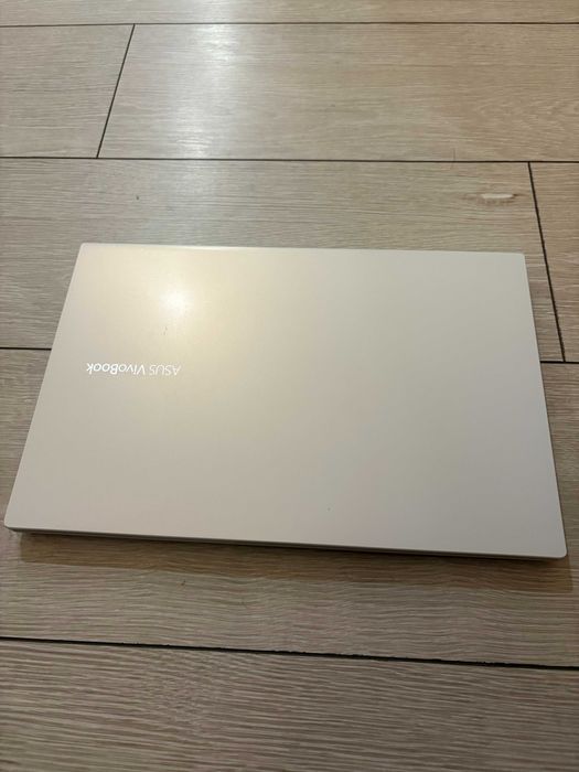 ASUS VivoBook X413JA, 14”, Intel i7, 8GB RAM, 512GB SSD – Ca nou!