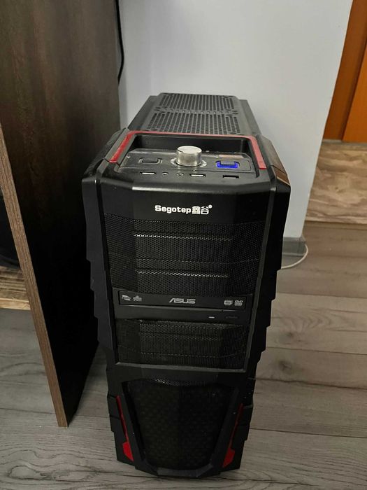 Vand pc gaming + monitor + mouse + tastatura + set de boxe 2.1