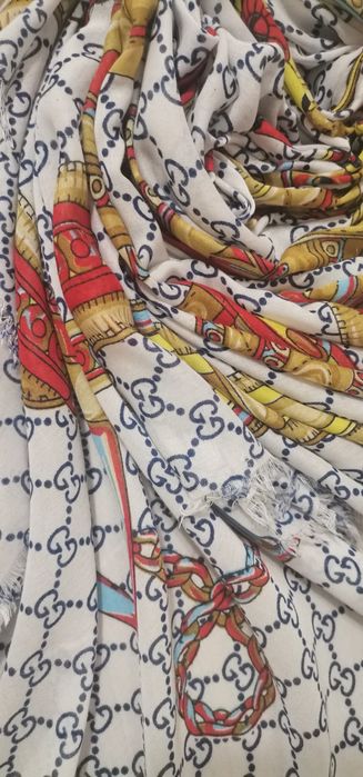 Gucci дамски шал