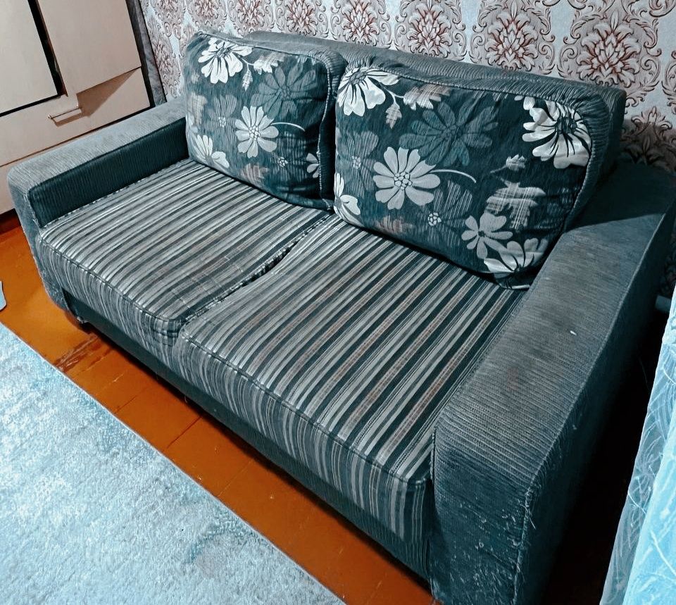 Продам Б/У диван