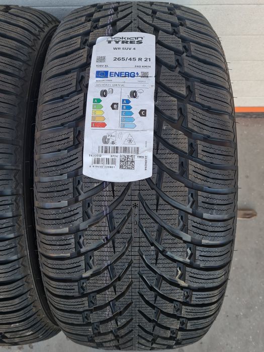 Нови зимни гуми 2 броя NOKIAN WR Suv4 265 45 R21