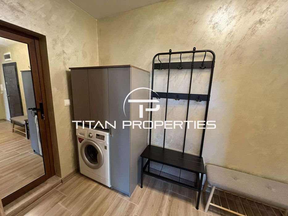 Дава се под наем Тристаен апартамент в Варна, Център - 104 кв.м за 1380 € - Снимка #18