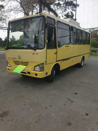 Avtobus isuzu np 21