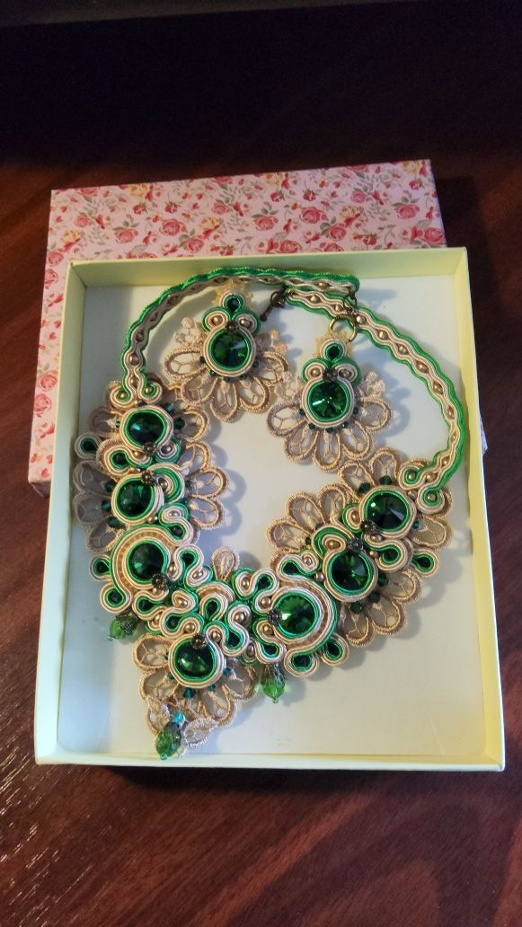 Set colier și cercei soutache cu cristale swarovski