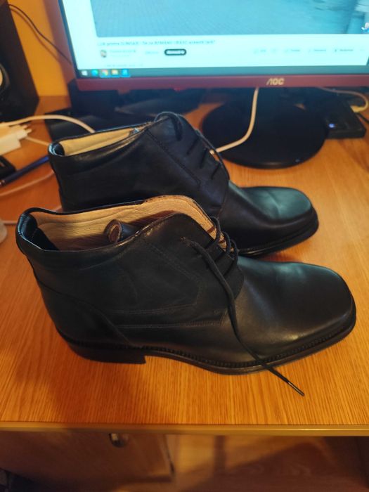 Ghete Barbati Toamna-Iarna Piele marimea 41 noi