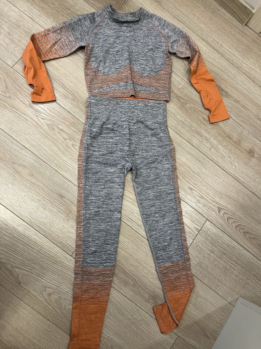 Спортен екип размер XS-S