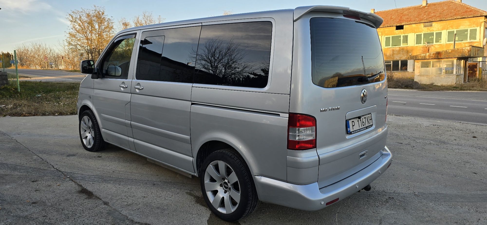 VW Multivan 2.5 -130 hp