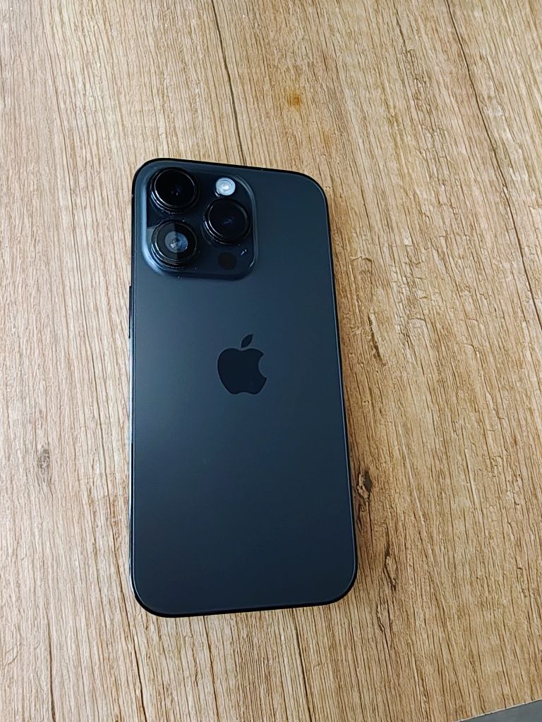 Продавам Iphone 14 pro 256 GB