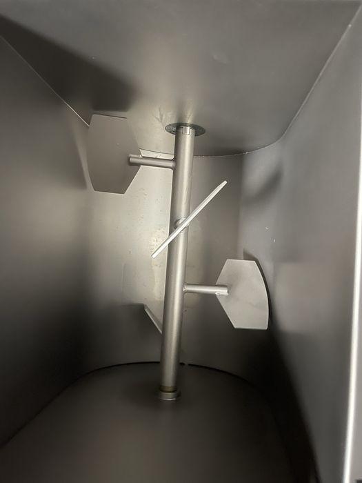 Malaxor carne nou nefolosit