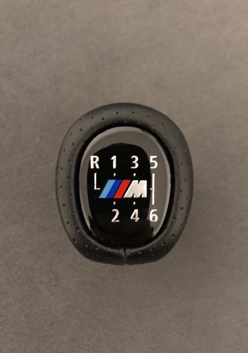 Nuca schimbator scurta perforata BMW M seria 1 3 5 6 E60 E90 E92 X1 X3