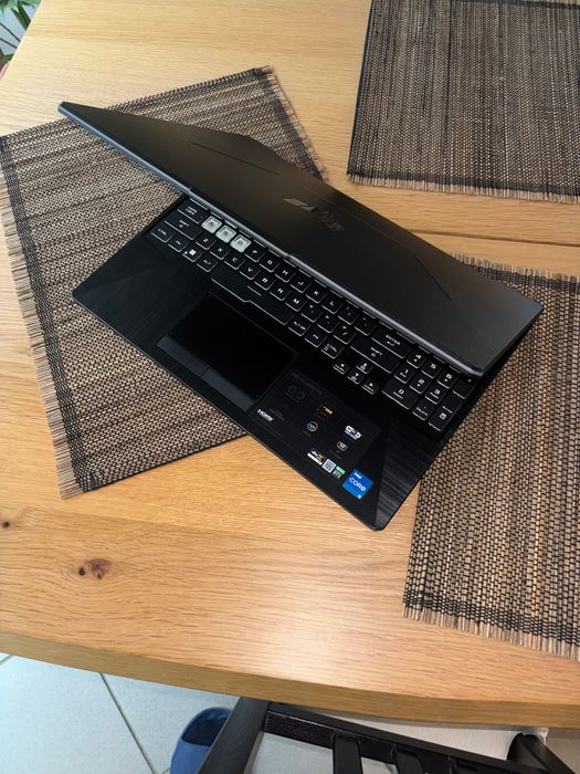 ASUS TUF F15 - 1.5 TB - 16 GB RAM - i5-11400H - RTX 3050Ti 4GB - 144HZ