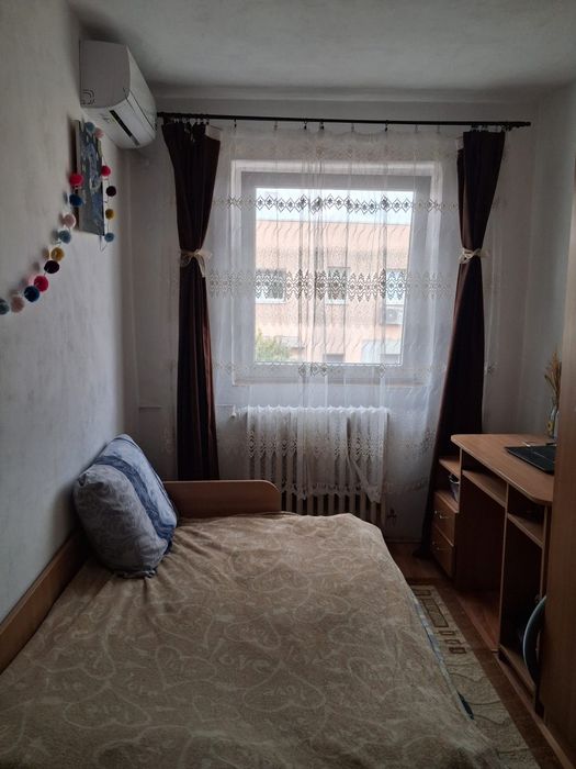 Vând Garsonieră cu 2 camere