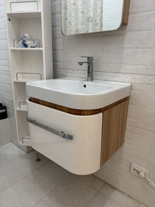 Раковины и зеркало