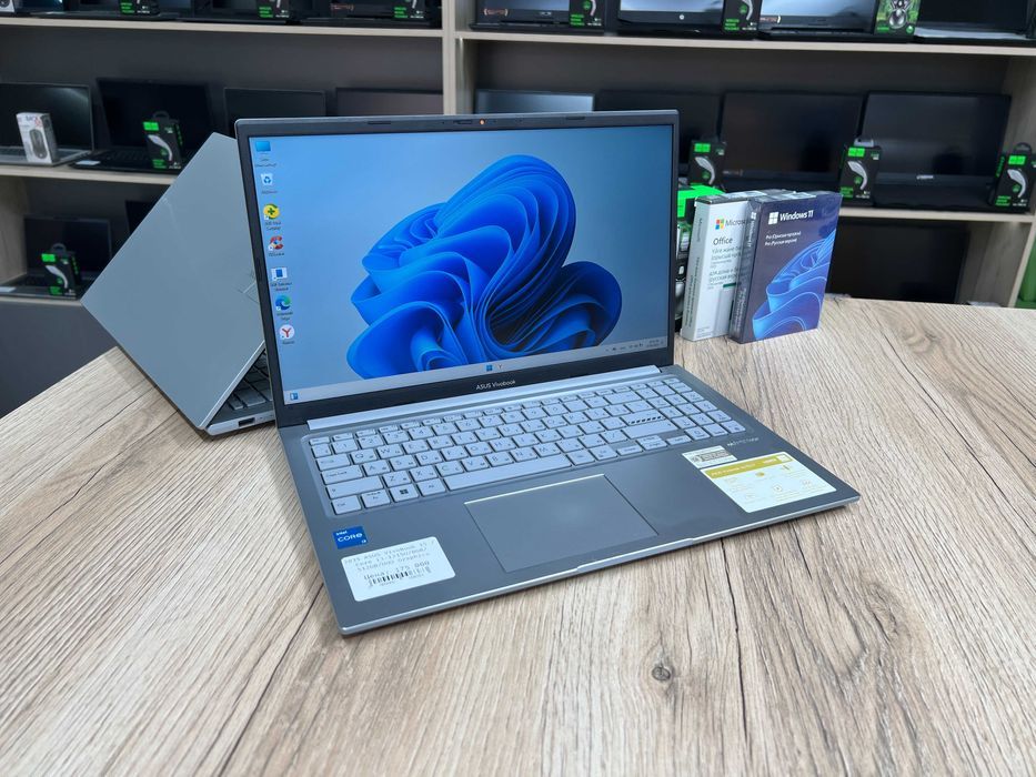 Ноутбук ASUS VivoBook 15 Silver для работы \ Core i3 | 8GB | UHD + SSD