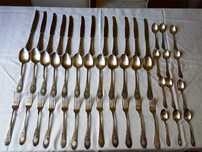Vand set tacamuri argint 12 persoane