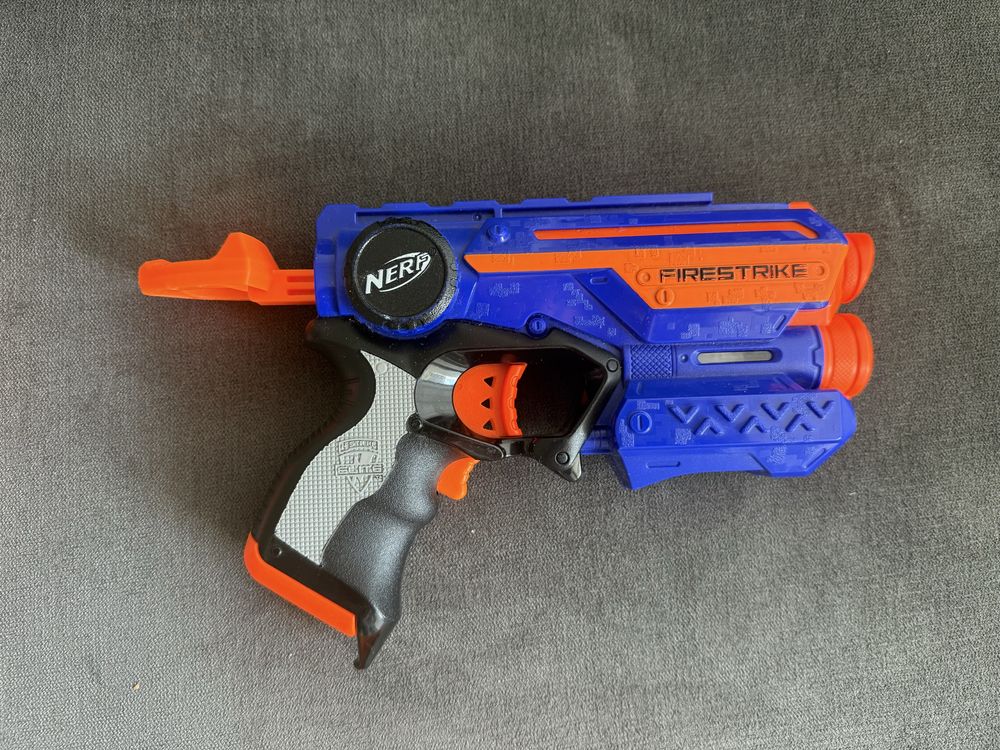 Комплект пистолети Nerf