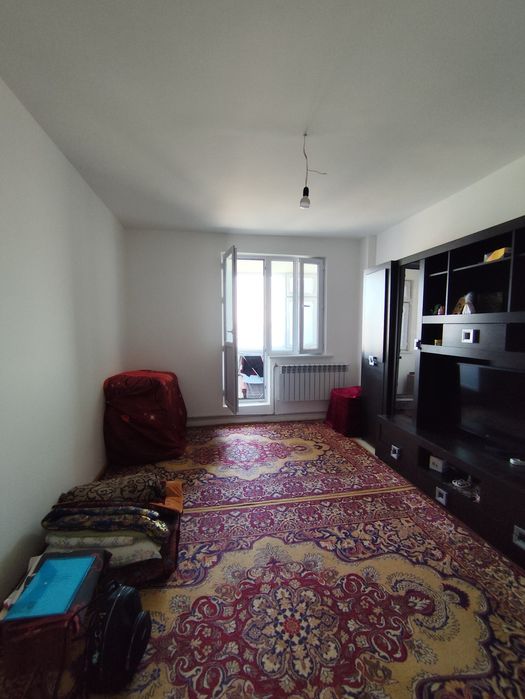 Срочно продается 3х ком кв 3 этаж 15 мкр 21 дом