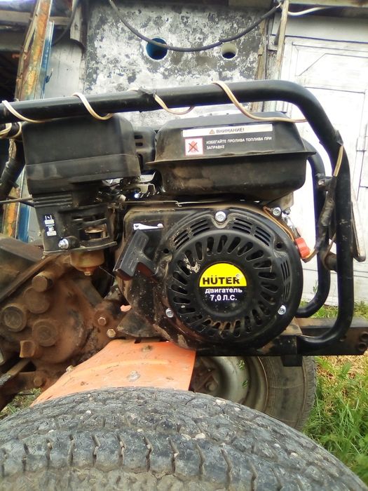 Мотоблок мотокультиватор мотоплуг Патриот Урал.
