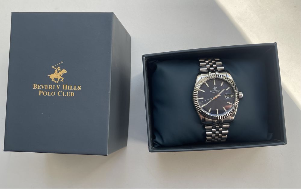 Часы Beverly Hills