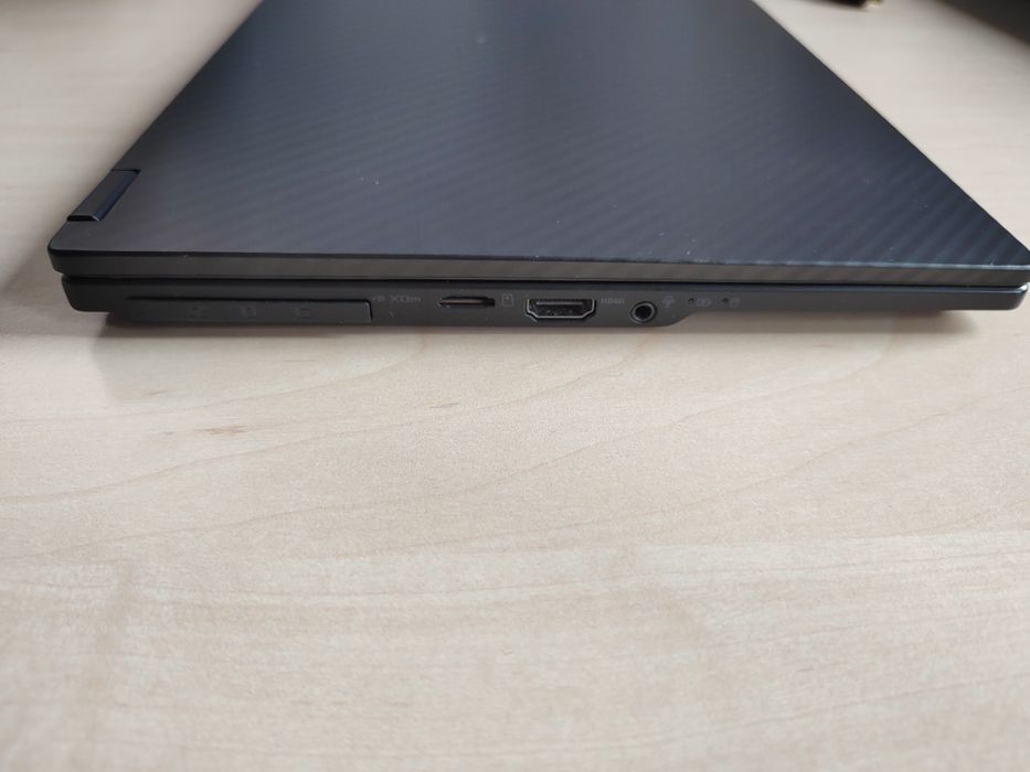 Asus ROG Flow X13 GV302X convertible 2 in 1