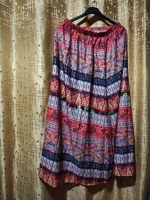 Fustă cu imprimeu Tropical Bohemian cu elastic la betelie / NOUĂ