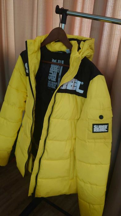 Яке за продажба, подходящо за ски, ново, размер 176