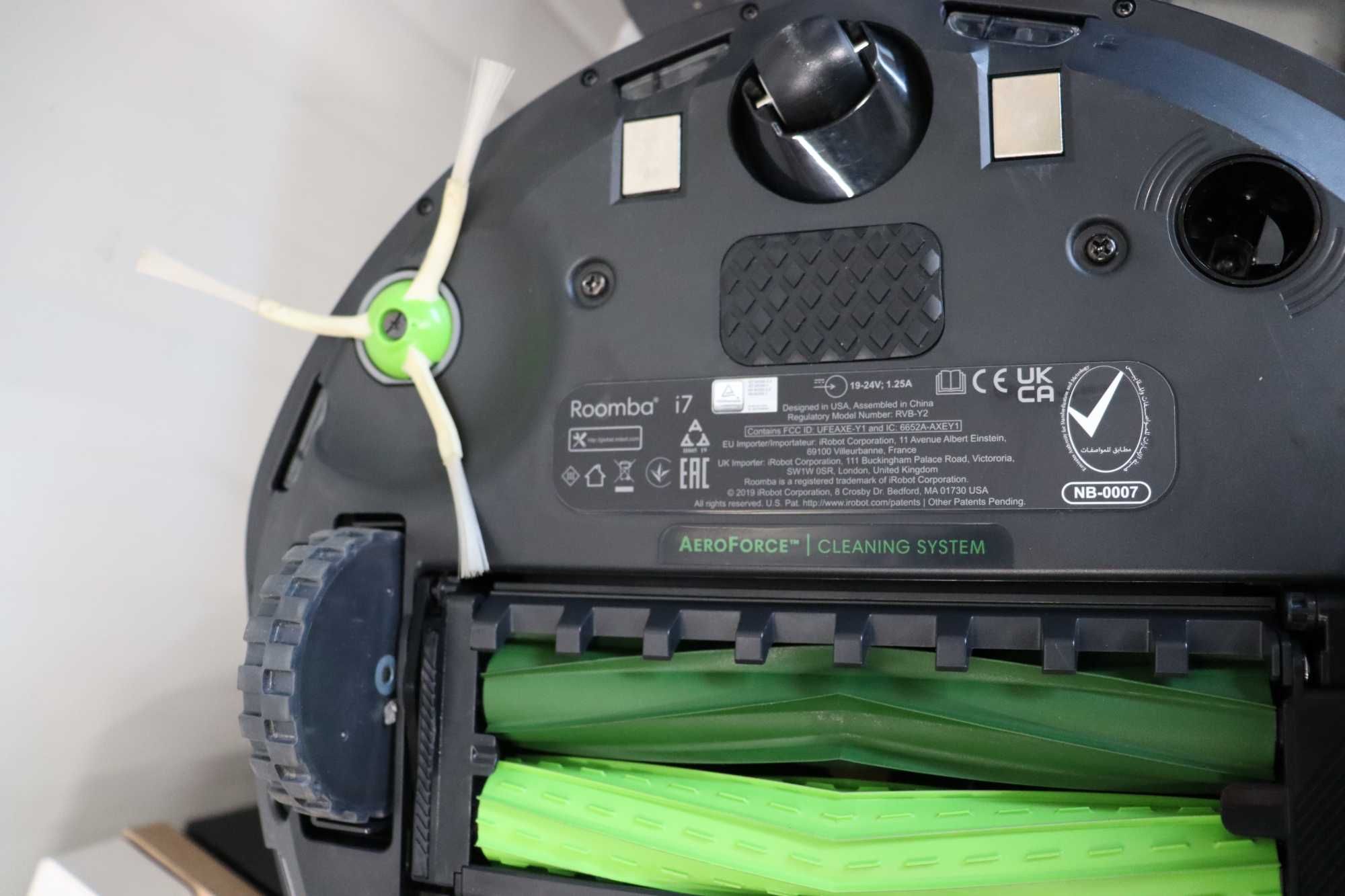 Прахосмукачка робот iRobot Roomba i7+