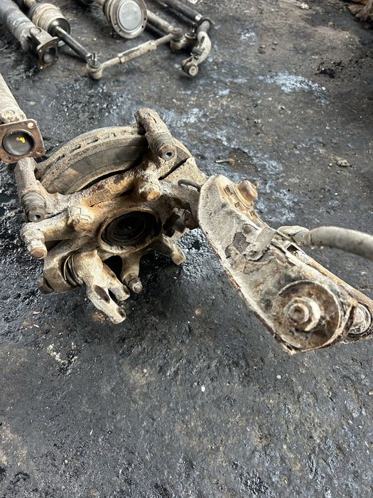 Шенкел главина за Нисан Терано 2