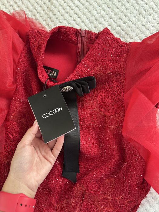Чисто нова рокля Cocoon Boutique – Red Boucle (с етикет)