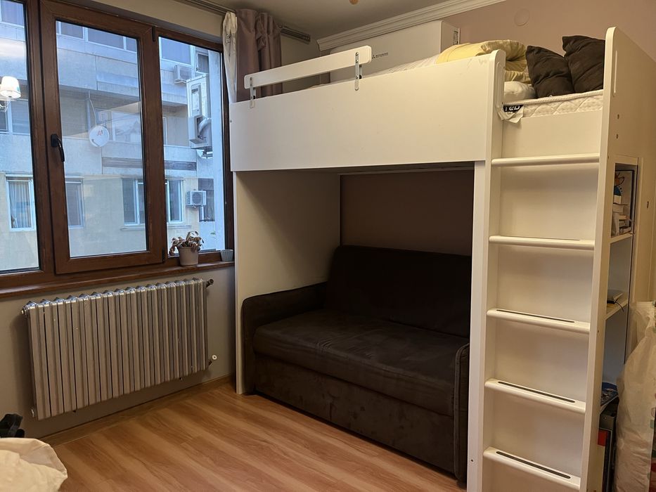 Диван с функция за сън