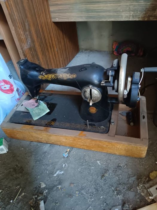 Продам машинку бу