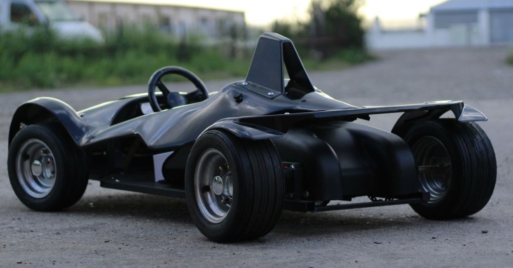 Masinuta-KART electric pentru copii RAZER GT echipat CU ROTI MOI Negru