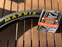 Maxxis Icon и Forekaster  комплект нови гуми ХС