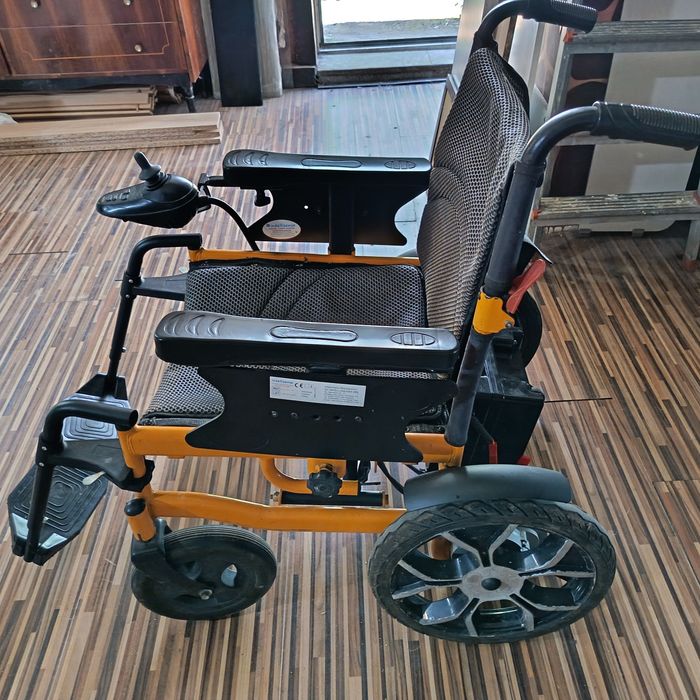 Scaune rulante comanda joystik