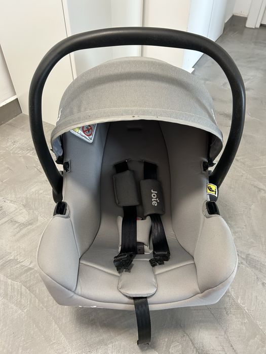Scoică mașină Joie I-Snug 0-12 luni insertie nou nascut