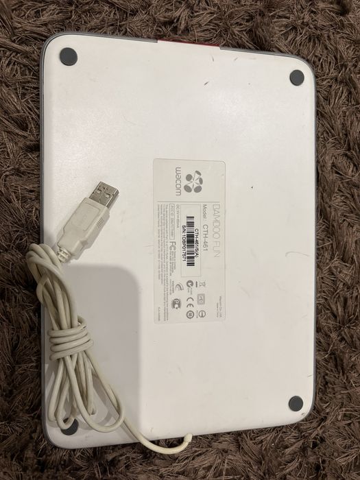 Tabletă grafică Wacom Bamboo Fun CTH-461, fără pen