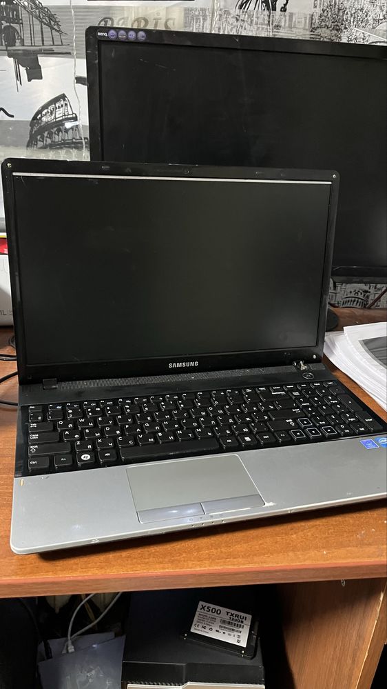 SAMSUNG NP300E5Z полностью робочий