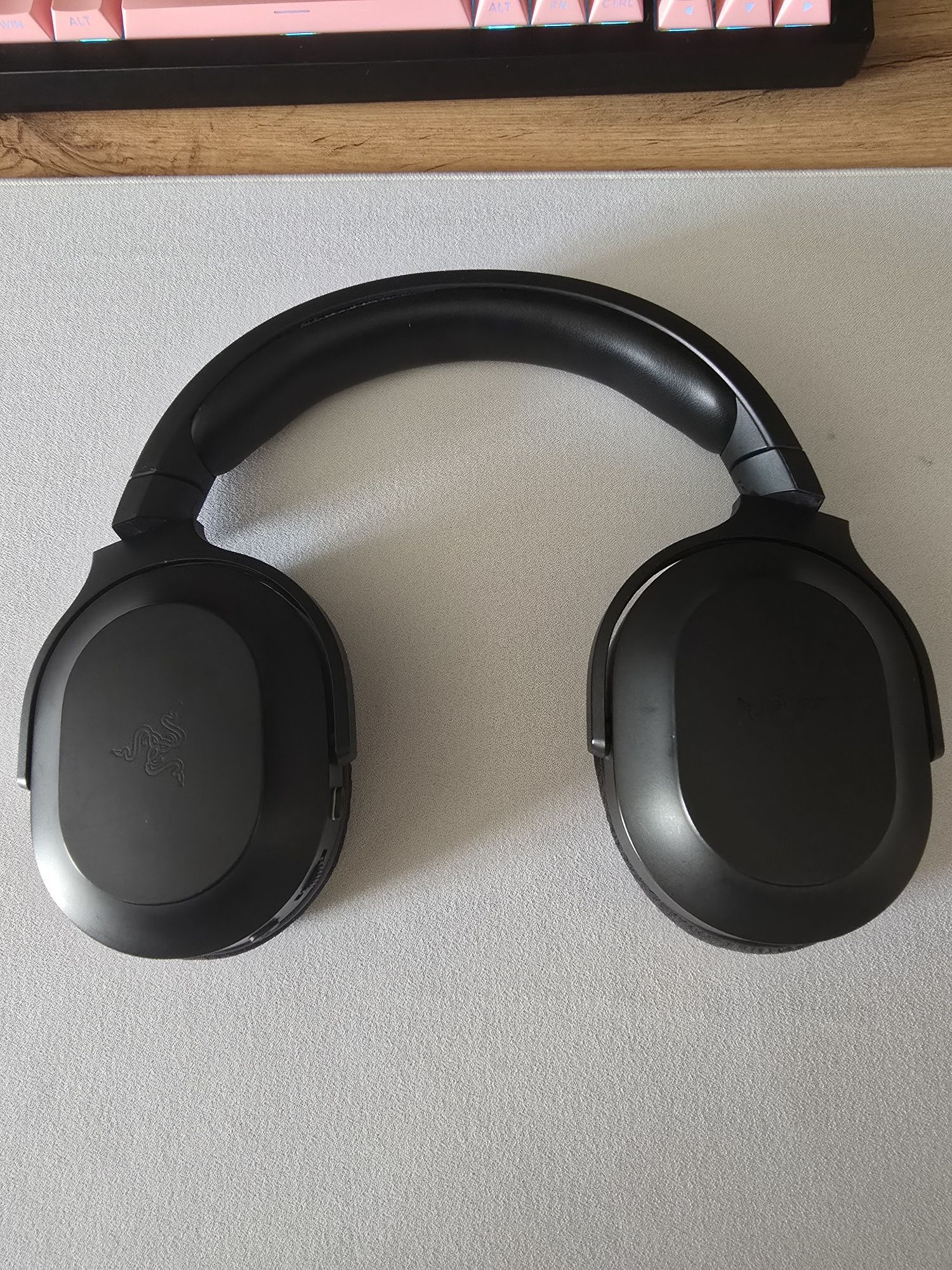 Наушники Razer Baracuda X