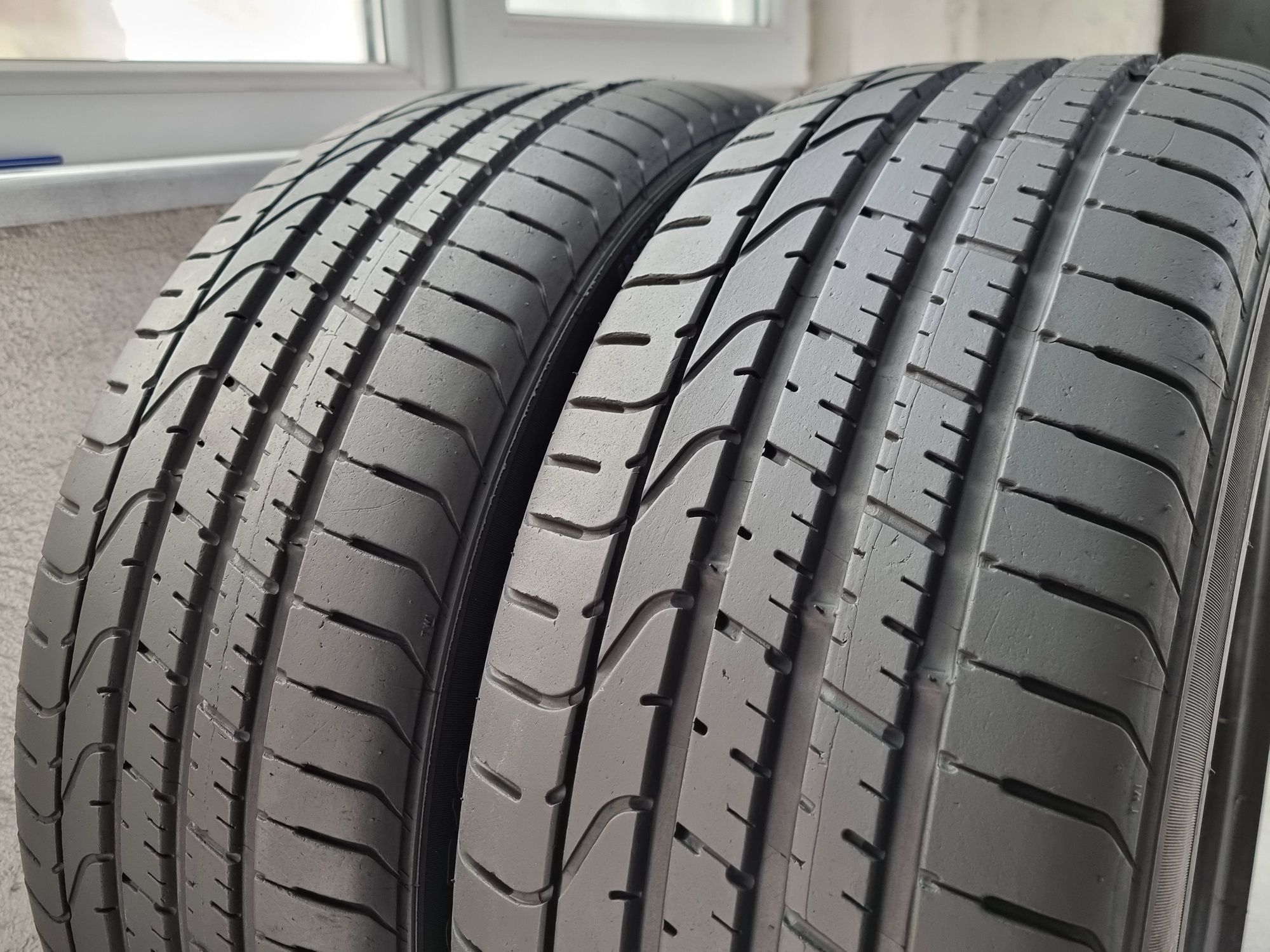 245/40/19 Pirelli 2Броя: 250лв 7.5мм