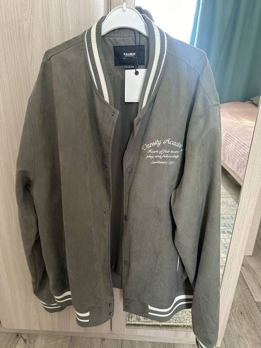 Продам ветровку мужскую