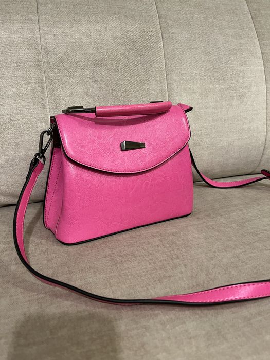 Geanta de piele fucsia