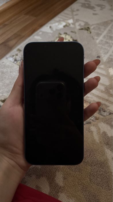 Продаю iphone 13