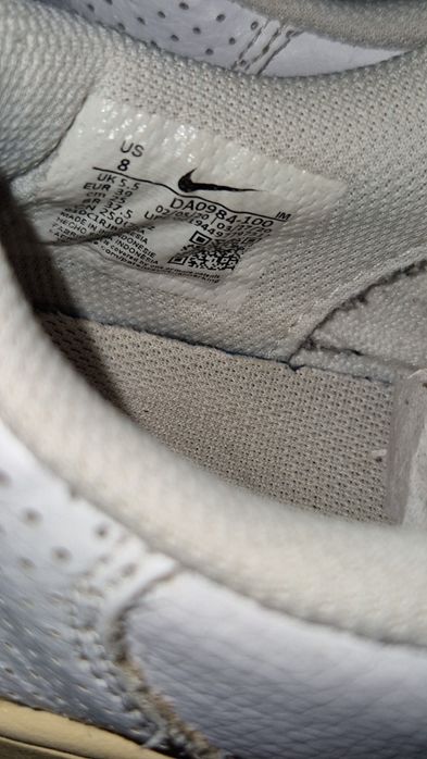 Дамски маратонки Nike Court Vintage