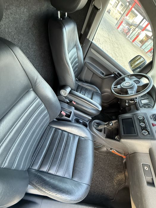 Vw caddy 2012, piele, navigație/jante 17 autoutilitara, 1.6 tdi, dubă,