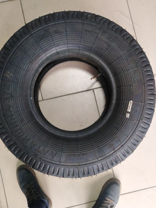Резина 8.25-15 новая