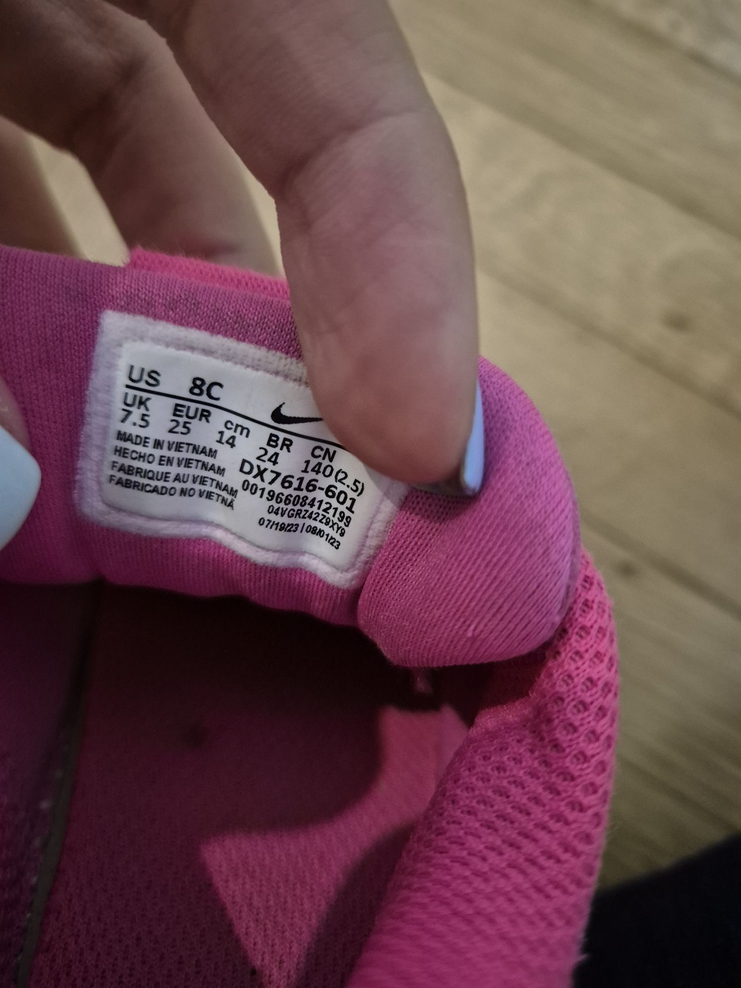 Маратонки NIKE номер 25 см 14 много запазени