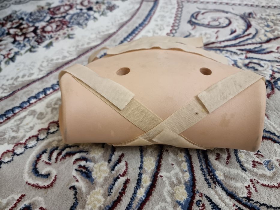 Bolalarga oyogiga shina