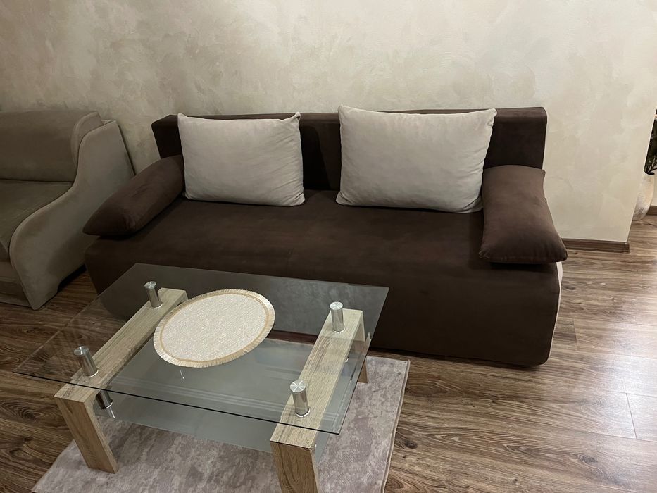 Разтегателен диван като нов 2бр