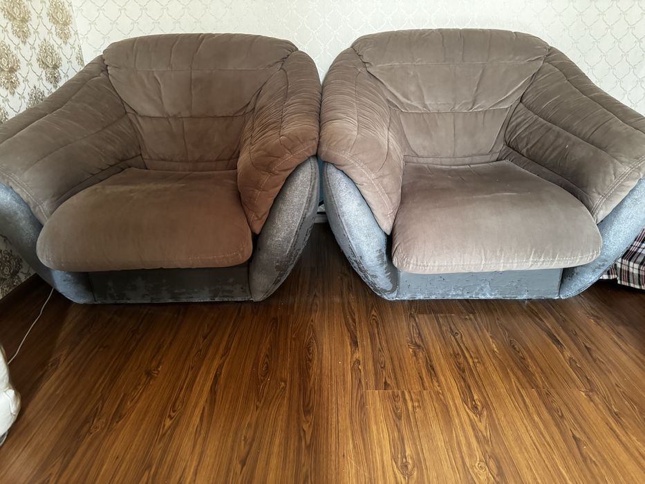 Диван и два кресло